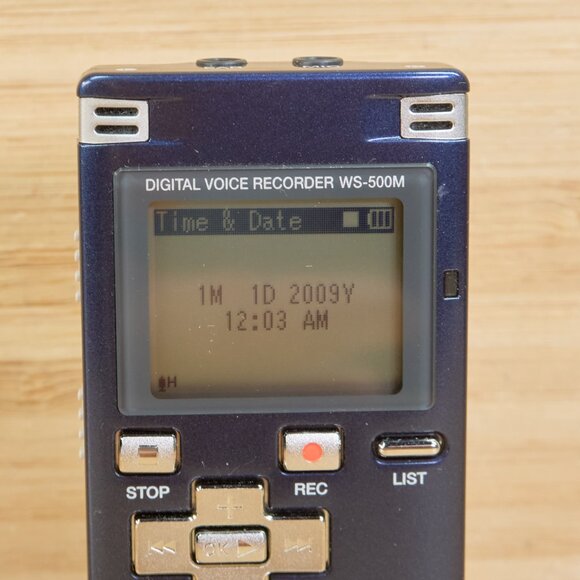 Olympus WS-500M 2GB Digital Voice Recorder / Portable, Tested & Working - Picture 2 of 7